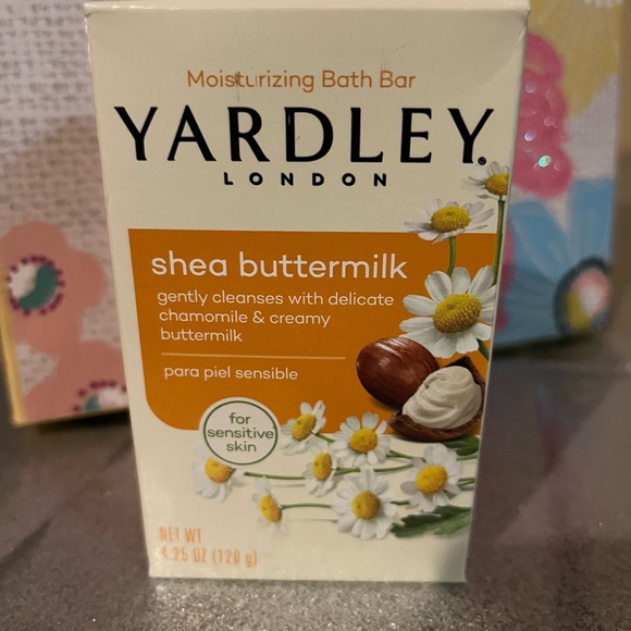 🍅SOLD🍅YARDLEY LONDON MOISTURIZING BATH BARS - Picture 4 of 4